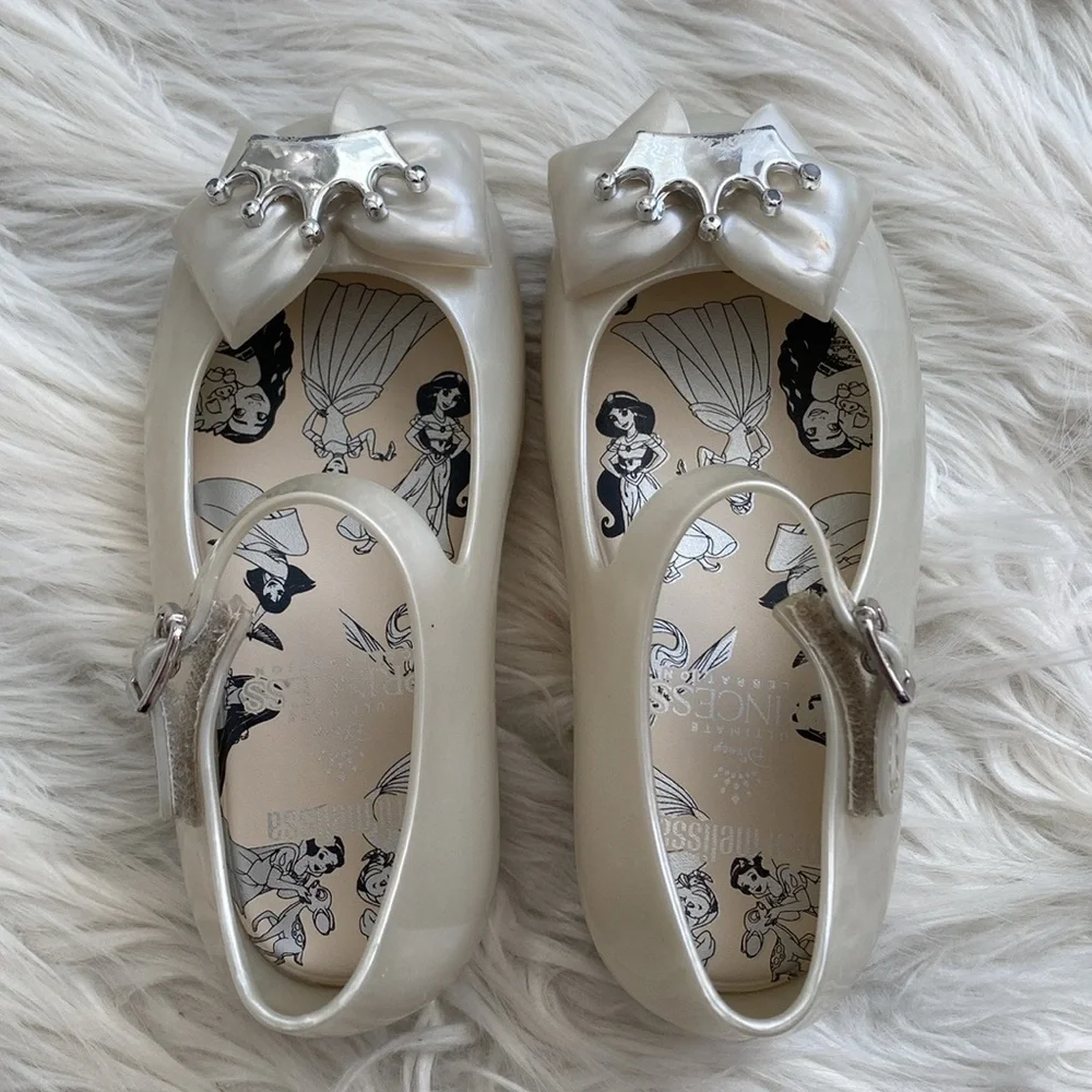 Mini Melissa | Mini Dora Disney Princess Mary Jane